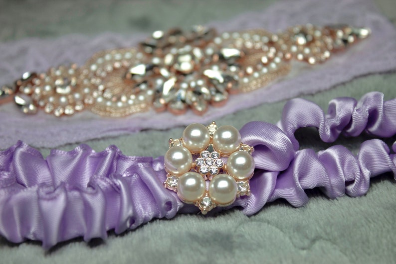 Lilac Purple Wedding Garter Lace with Rose Gold Rhinestone Flower and Pearls /& Satin Ribbon Keepsake Garter with Rose Gold Pearl Rhinestones