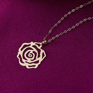 14K Solid Gold Rose Necklace – Elegant Floral Pendant, Dainty Gift for Her