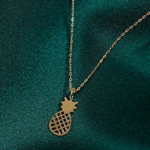 14k Solid Gold Pineapple Necklace for Women, Pineapple Necklace Gold 14k, Gold Pendant Necklace 14k, Dainty Gold Necklace 14k