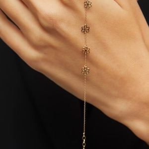 14k Multiple Flower Bracelet,Gold Daisy Bracelet Women 14k,Gold Clover Bracelet for Women 14k, Anniversary Gift,Gift For Her