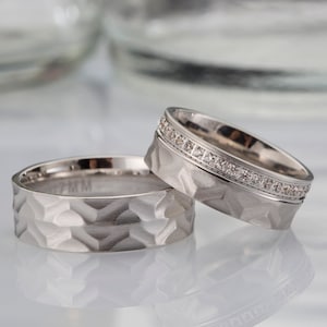Wedding Band Set Gold, Mens Wedding Band, 14k His and Hers Matching Band Set, Wide Wedding Ring Set, Couple Diamond Wedding Band, N28