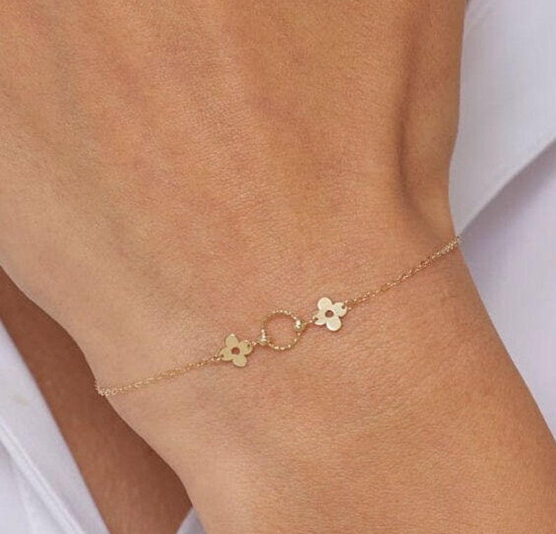 14k Gold Clover Bracelet, Dainty Clover Bracelet for Women, Luck Bracelet, Gifts for Mom, 14k Fine Jewelry Bracelet, Gifts for Her image 3