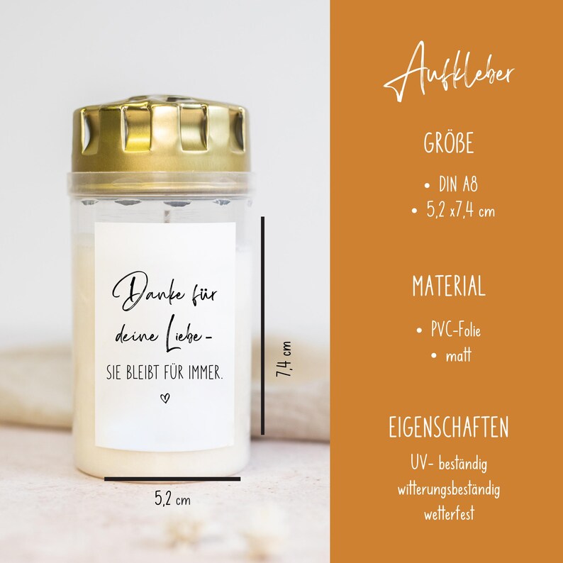 Puede incluir: Una pegatina blanca con texto negro que dice "Danke f&uuml;r deine Liebe - SIE BLEIBT F&Uuml;R IMMER." con un peque&ntilde;o s&iacute;mbolo de coraz&oacute;n. La pegatina est&aacute; pegada a un frasco de vidrio transparente con tapa dorada. El frasco mide 7,4 cm de alto y 5,2 cm de ancho.