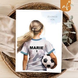 personalisierte Zeugnismappe • Fußball Fußballtrikot • Geschenkidee Einschulung Schulkind • Junge Mädchen • Mappe für Zeugnisse • SP 0109