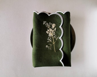 READY TO SHIP Dark moss green linen cloth scallop napkins set of 2 Napkins 18''x18'' size