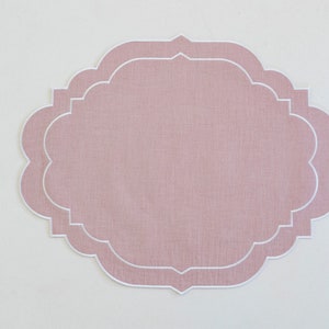 Tapis de table festonnés en lin rose fard à joues avec double bordure blanche pour décor de table taille 15x18'' image 9