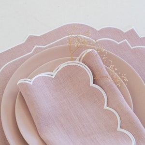 Tapis de table festonnés en lin rose fard à joues avec double bordure blanche pour décor de table taille 15x18'' image 8