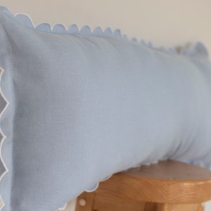 Longue taie d'oreiller lombaire en lin bleu clair avec bords festonnés 12 x 28 pouces ou 12 x 36 pouces image 4
