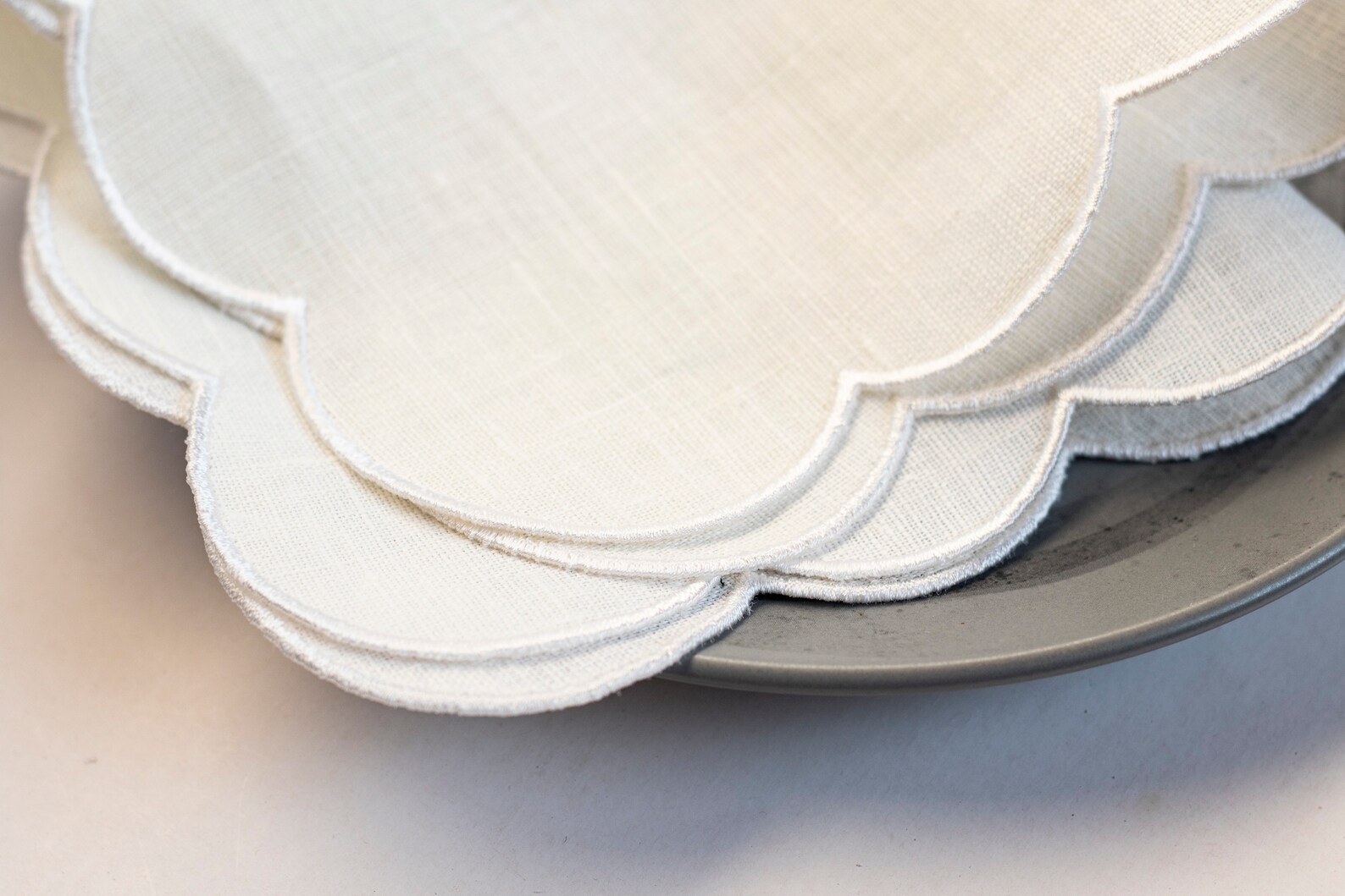 White Linen Cloth Scallop Napkins Set Wedding Napkins for Etsy