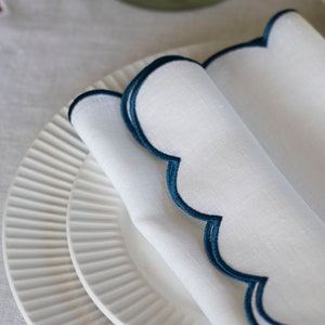 White linen cloth napkins with scallop edges in teal blue for table decor 18&#39;&#39;x18&#39;&#39; size