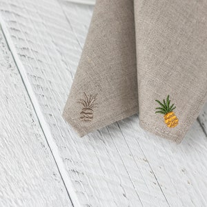 Embroidered wedding napkins, pineapple decor on linen napkins, natural linen napkins set, wedding or party napkins image 7