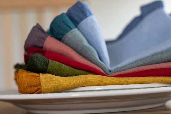 Colorful Ruffled Cloth Napkins Bulk, Linen Napkins Set, Small Cloth Napkins  14x14 Size, Table Runner 
