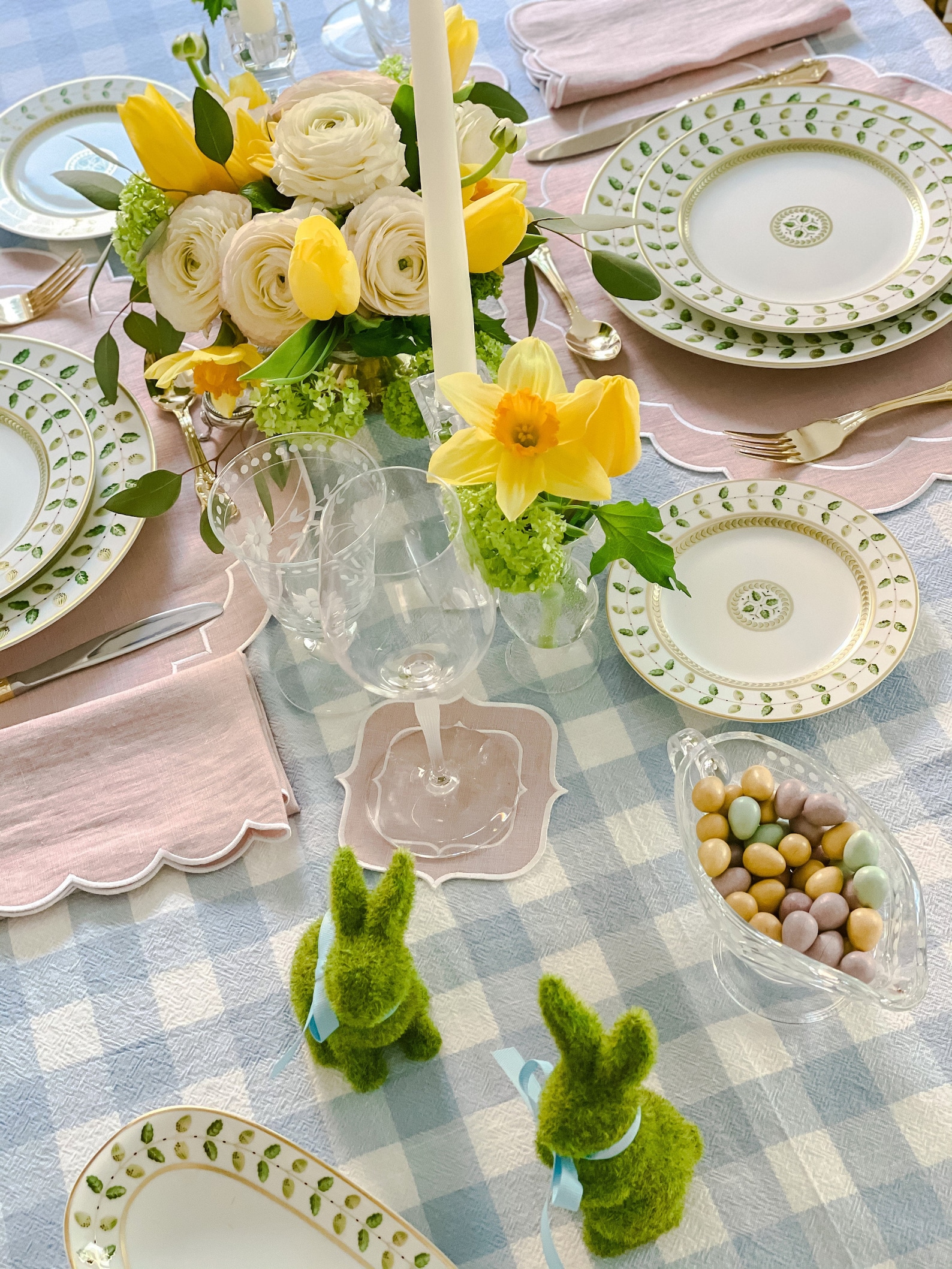 READY TO SHIP Baby blue linen cloth scallop napkins with white Etsy