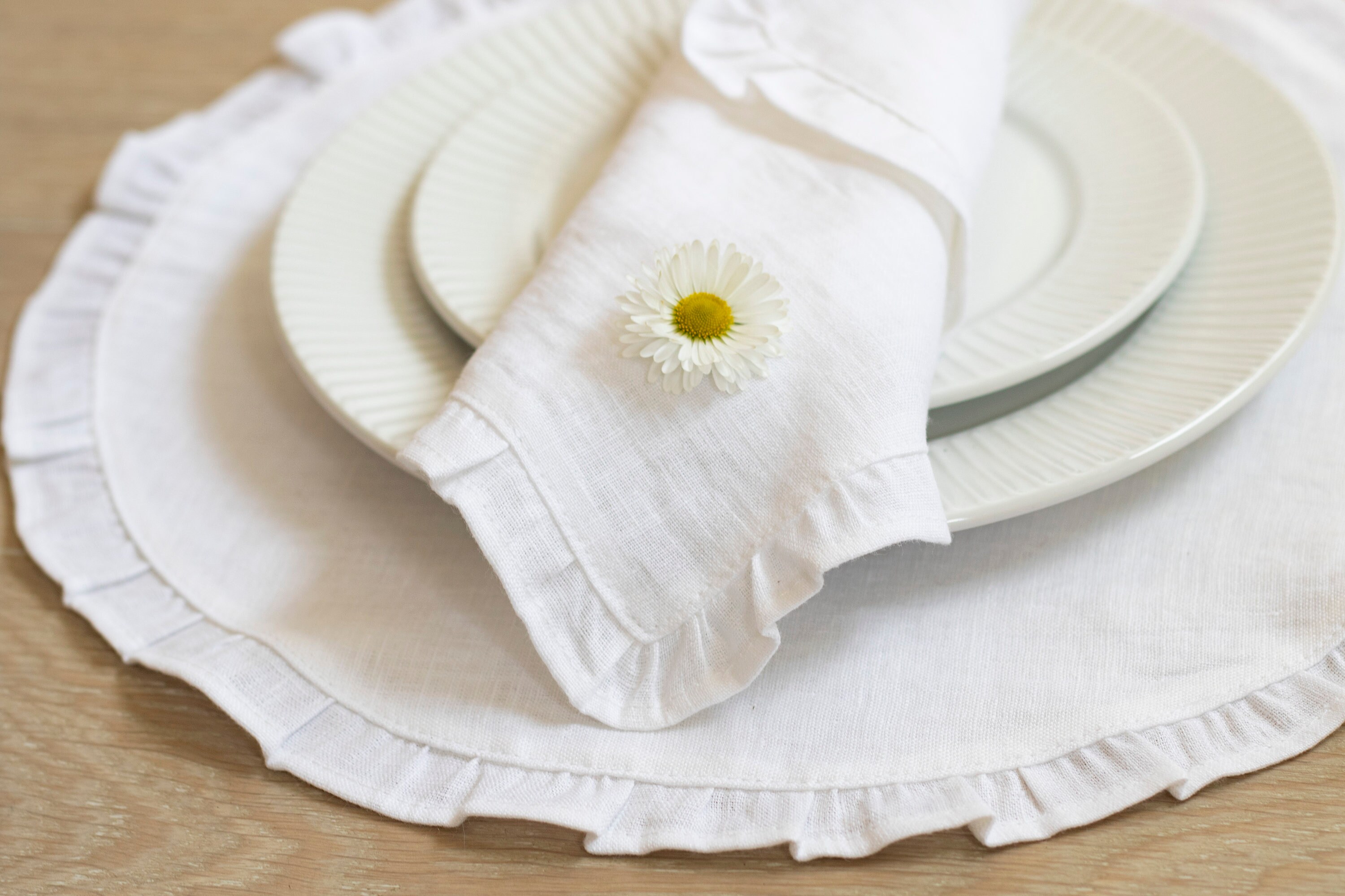 White linen napkins with ruffle Cloth napkins bulk Linen Etsy