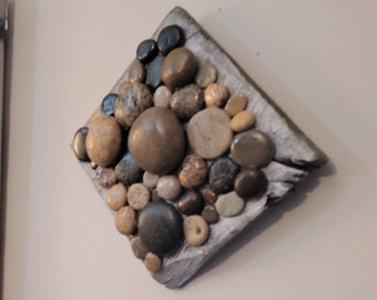 Happy Dots in Beach Stone (Round Beach Stone on Driftwood wall art)