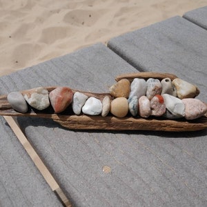 Driftwood Pink Beach Stone Sculpture, Driftwood Hollow with Pink Beach Stone Art
