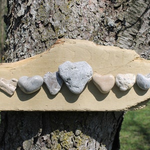 Stone Heartline Wall Art on Driftwood, Beach Stone and Driftwood Home Decor