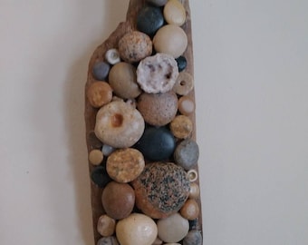 Natural Beach Stone Wall Deoor , Round Beach Stones on Driftwood, Stone Smiles with a Sparkle