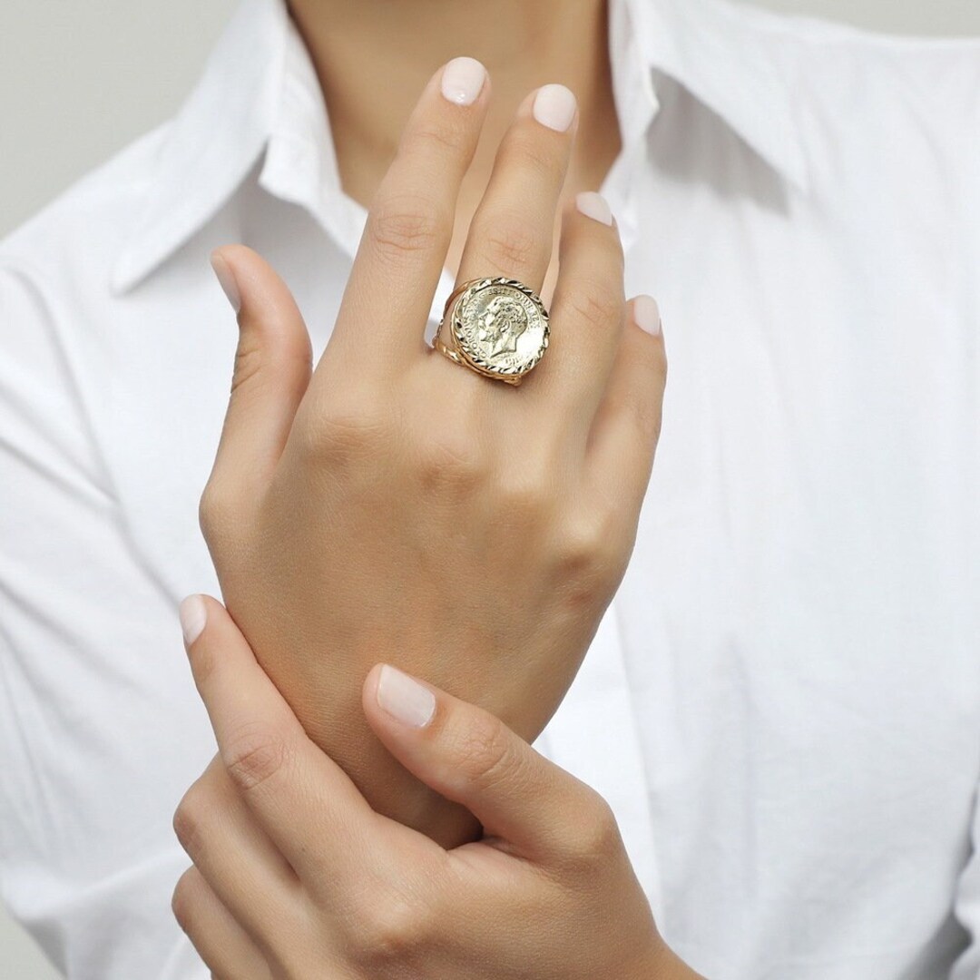 14K Solid Gold Coin Ring for Women, Round Signet Ring, Vintage Ring ...