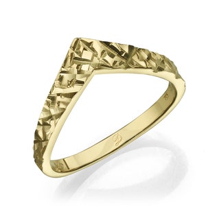 14K Solid Gold V Ring, Chevron Ring, Curved Plain Wedding Band, Minimal Engagement Ring, Engagement Ring, V Shaped Ring, Geometric Ring