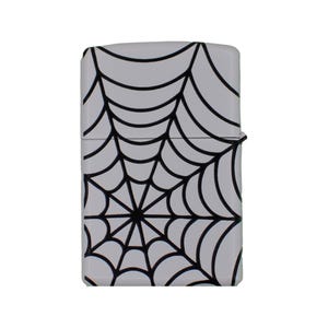 Spider Web Print Metal Oil Lighter – Gothic Web Design Refillable Flip Top Pocket Lighter Bild 7