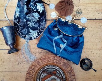 Silk brocade medieval bag| Medieval| Renaissance| Living History|SCA| LARP| Historical costume| Tudor| Witcher| Renfaire