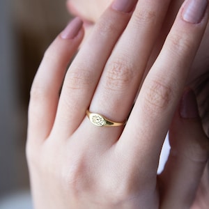 Handmade 14K Solid Gold Dainty Birth Flower Ring • Floral Signet Ring • Personalized Jewelry • White and Rose Gold Gift for Her and Him