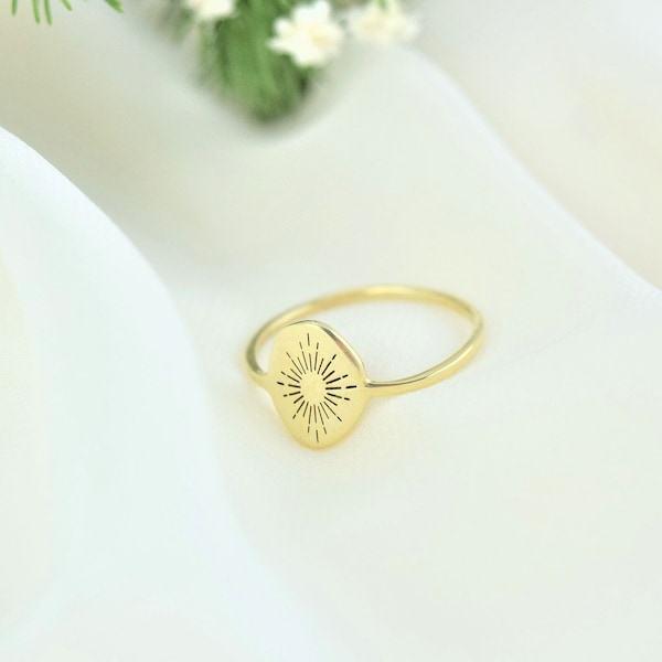 Handmade Sunbeam Ring • The Sun Tarot Jewelry • Dainty Oval Statement Ring • Starburst Ring • Sterling Silver, Gold and Rose Gold