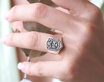 Family Crest Coat of Arms Shield Signet Ring, Sterling Silver Personalized Jewelry Gifts for Her and Him by NecklaceDreamWorld