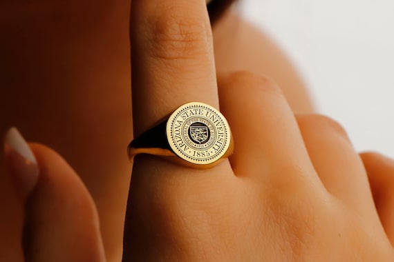 Custom College Class Ring in 14K Solid Gold • School Ring Custom College Class Ring in 14K Solid Gold • School Ring
