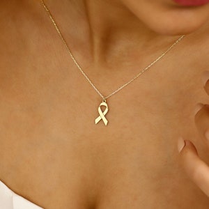 Collier ruban en argent sterling pour la sensibilisation au cancer du sein : bijou de sensibilisation
