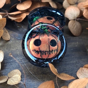 Halloween Plugs, Pair 8mm-40mm Plugs, double flared