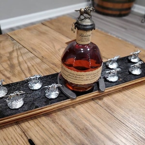 GRAND Head Stave Blanton&#39;s Bourbon bottle and stopper dispay REAL barrel wood whiskey cork glorifier horses