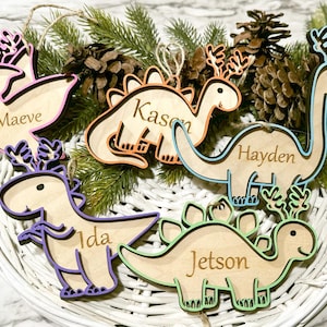 Dinosaur Christmas Ornament - Dinosaur Name Tag - Christmas Custom Tag - Personalize Dinosaur Christmas Gift/ T-Rex Triceratops