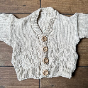 3-6 Month Personalized Hand Knitted Baby Cardigan With Name Embroidery. Perfect Present With Gift Wrapping Options Available image 2