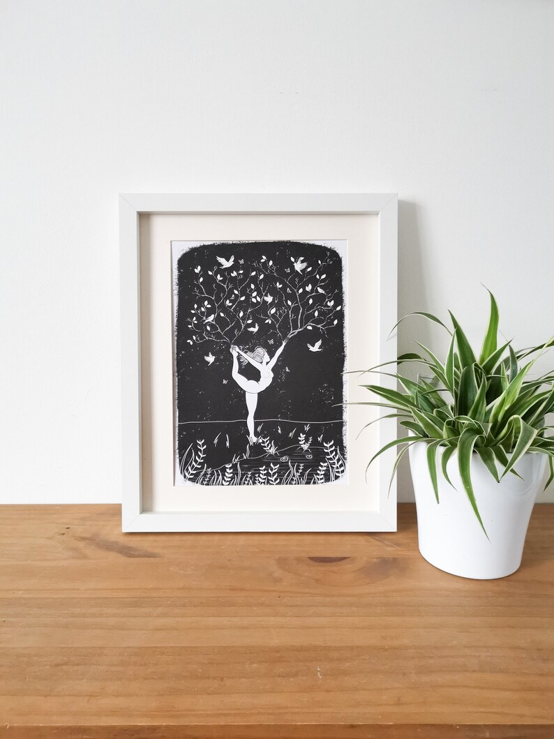 Yoga Art Print, spirituelles Wohndekor, Heilungskunst, weibliche Ermächtigung, Geschenke für sie, Geschenke für Freunde, Yoga Geschenke, Baum des Lebens Kunst Bild 2