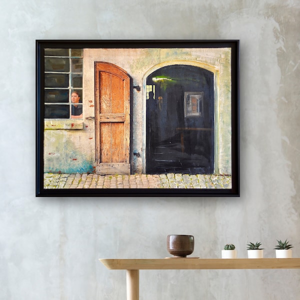 Mixed-Media-Bild: Frau am Fenster in altem Haus • Fotodruck, Strukturmasse, Acrylfarben & Kreide auf Holz • Schattenfugenrahmen • 80x60cm