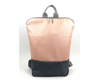 Backpack vegan, petite and waterproof in rosé and grey