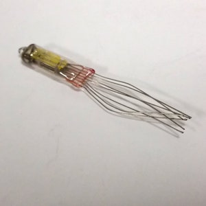 New Unused Raytheon JAN 5829WA Submini 6AL5 Dual Diode Radio Tube #VT-0025