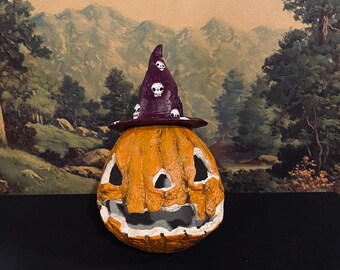 Handmade Halloween pumpkin jack-o-lantern paper pulp bucket head with witch hat