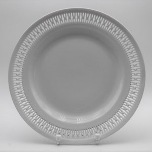 Bing & Gröndahl / dinner plate / white / breakthrough porcelain / Ø 25 cm / NEW #N