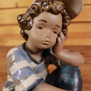 LLADRO Spain Figure Long Day 2209 Cansadita Boy 19 cm I image 3