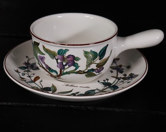 Villeroy & Boch Botanica gravy boat with handle and saucer #Y1