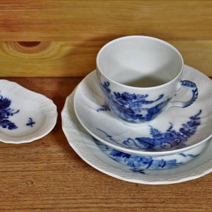 Royal Copenhagen Blue Flower curved 4-piece tea set 1 chip 1549+1626+1802 #S