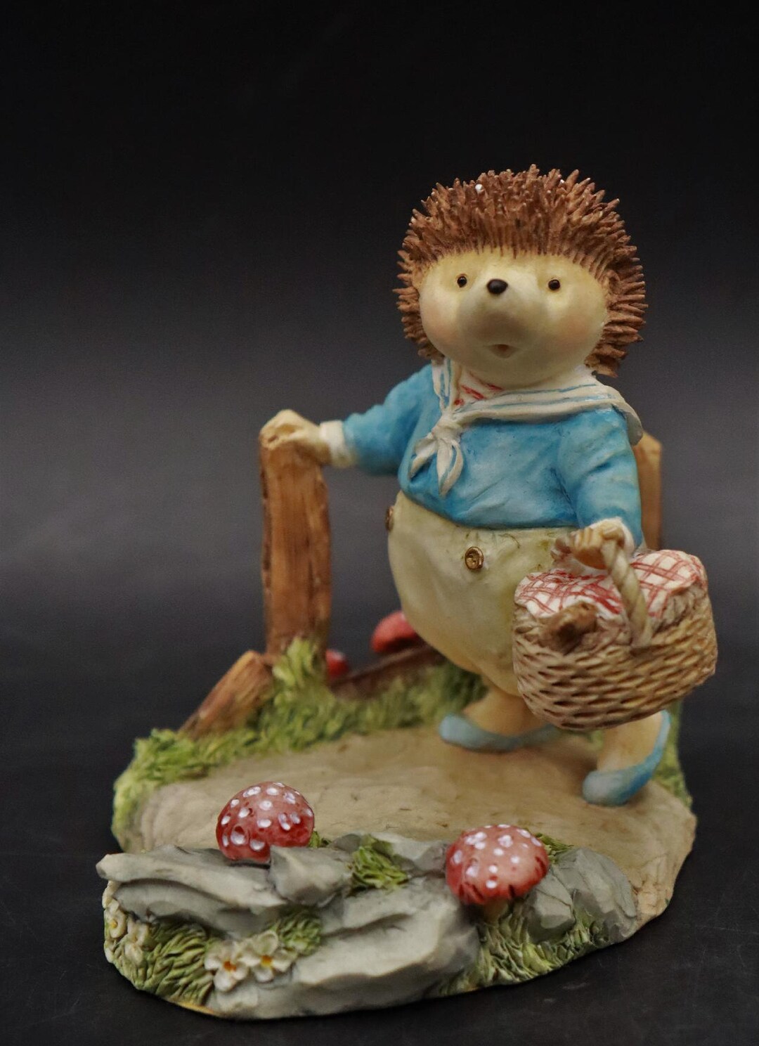 Villeroy & Boch - Foxwood Tales - Picnic - Willy Hedgehog No. 2 / Mecki Hedgehog #S - Etsy