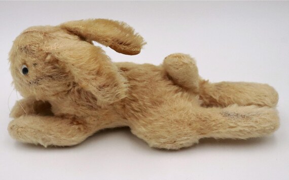 シュタイフ 大きな目をした横たわったウサギ 20 cm ぬいぐるみ