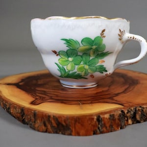 KPM Berlin 19th Century Scepter Mark / Cup with Gold / Green Flower / Antique #Z