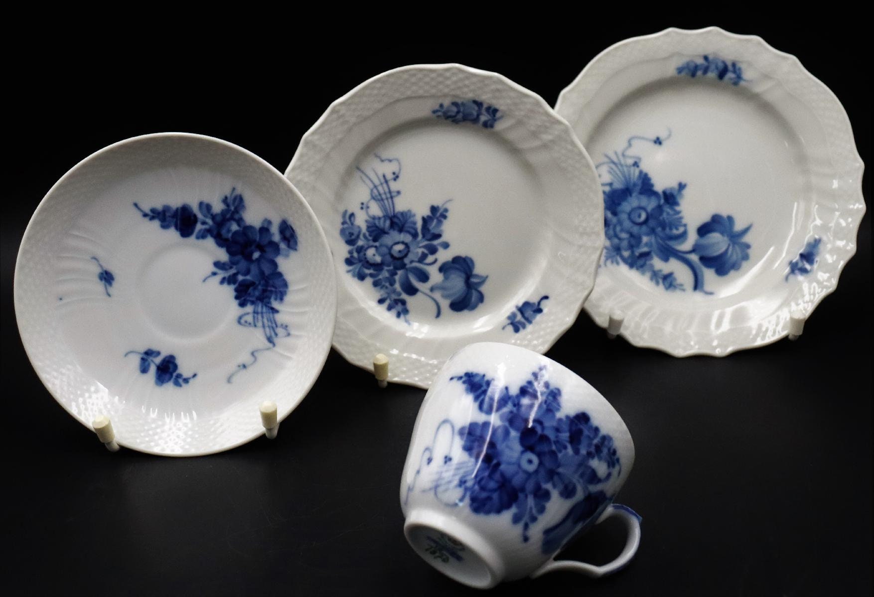 Royal Copenhagen Blue Flower 4-piece Set 1625/26 & 1870