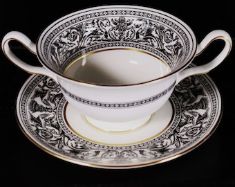Taza de sopa y platillo Wedgwood Bone China Florentine W4312 negros n.° Y2