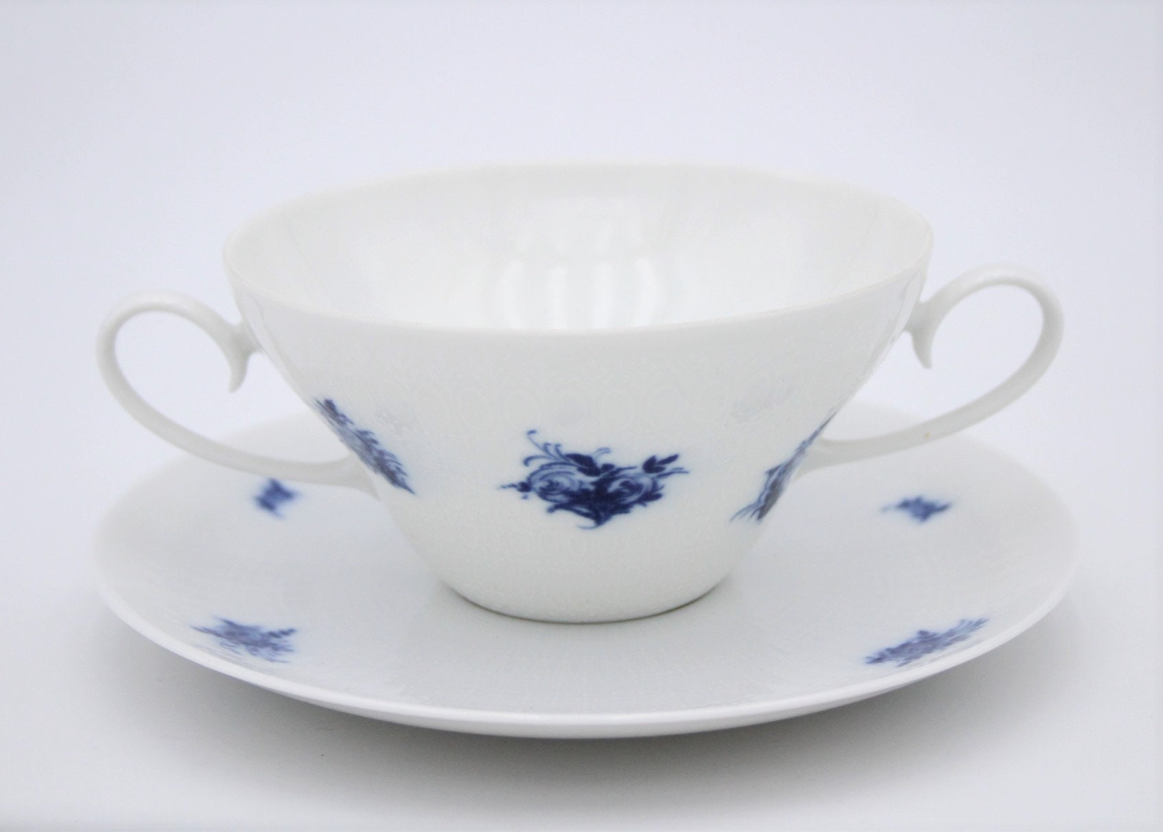 Rosenthal / blaue Blüten / Suppentasse + Untertasse / Romanze / Porzellan / #W